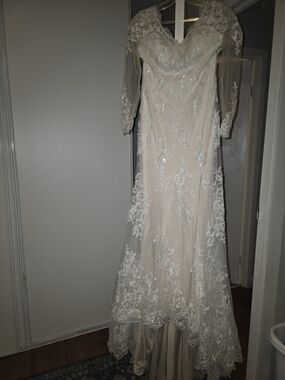 Maggie Sottero Ivory Lace Long Sleeve Wedding Dress